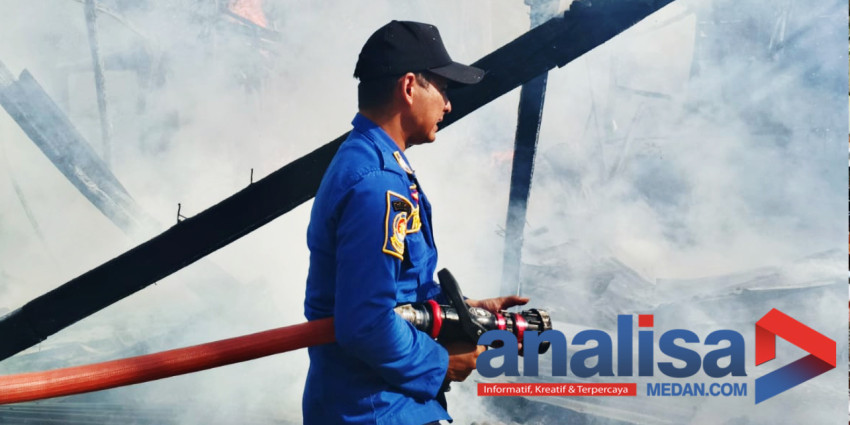 Sijago Merah Mengamuk di Padangsidimpuan, Gudang dan Rumah Hangus