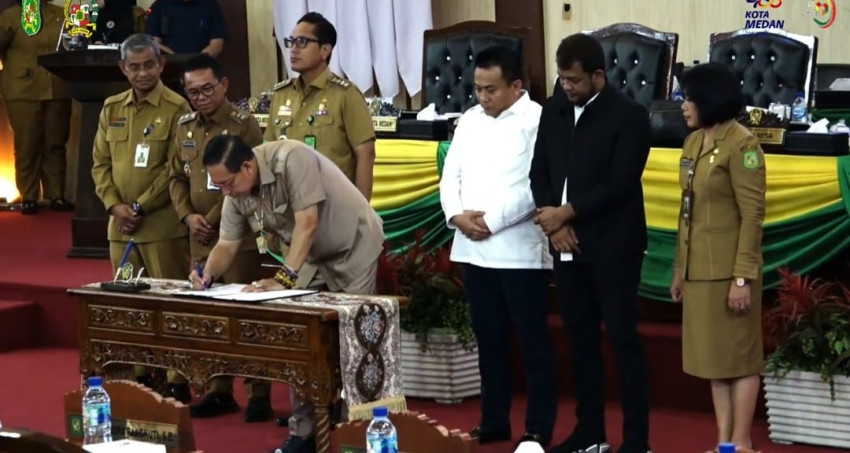 DPRD Medan Sahkan Ranperda Pertanggungjawaban APBD 2025