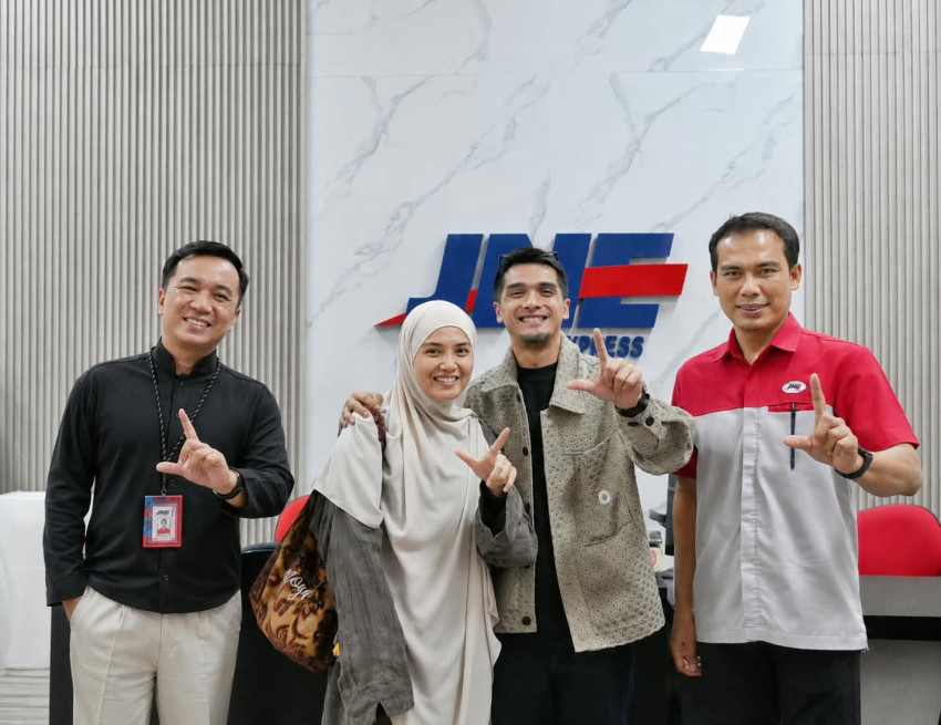 Dari Masjid Al Isra' H Soeprapto Soeparno, JNE Medan Sambut "Sharing Time" Bersama Ricky Harun