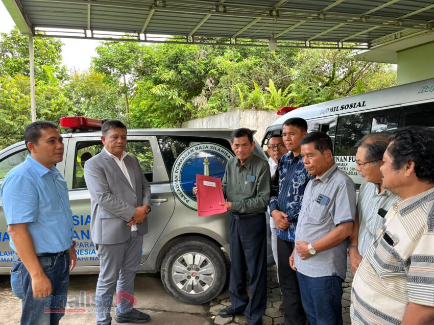 Dua Unit Ambulance Milik Pomparan Raja Silahisabungan Siap Berikan Layanan Sosial Bagi Warga Yang Membutuhkan