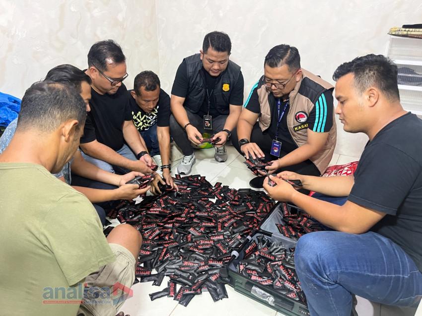 Polisi Bongkar Gudang 1.152 Vape Etomidate di Bandar Setia
