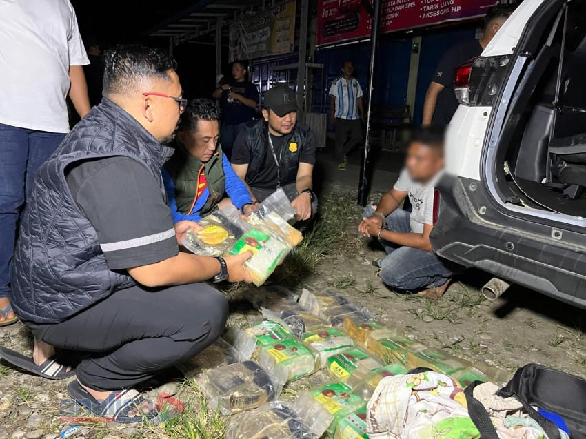 Kejar-kejaran di Besitang, Polrestabes Medan Gagalkan Pengiriman 24 Kg Sabu ke Palembang